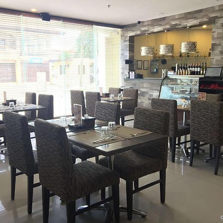 Gt Hotel Bacolod Exterior foto